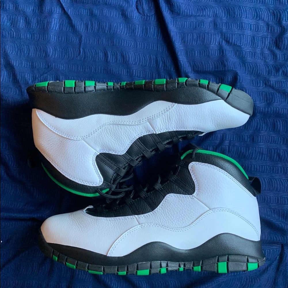 Jordan retro 10s pine green